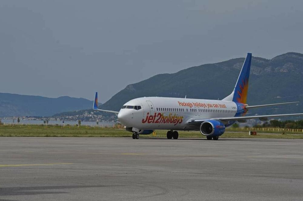 jet2